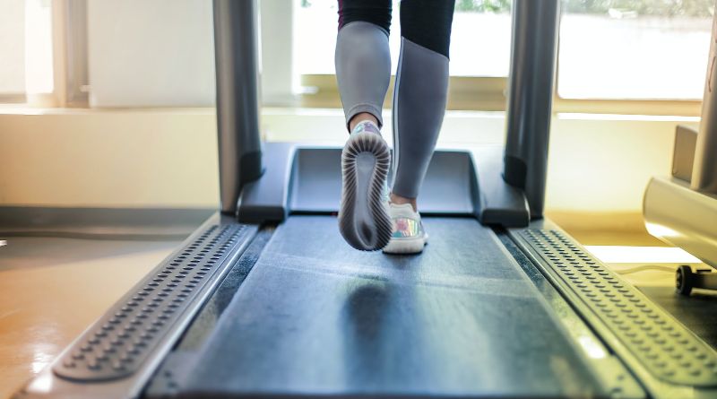 Características esenciales para elegir la mejor cinta de correr para tu hogar