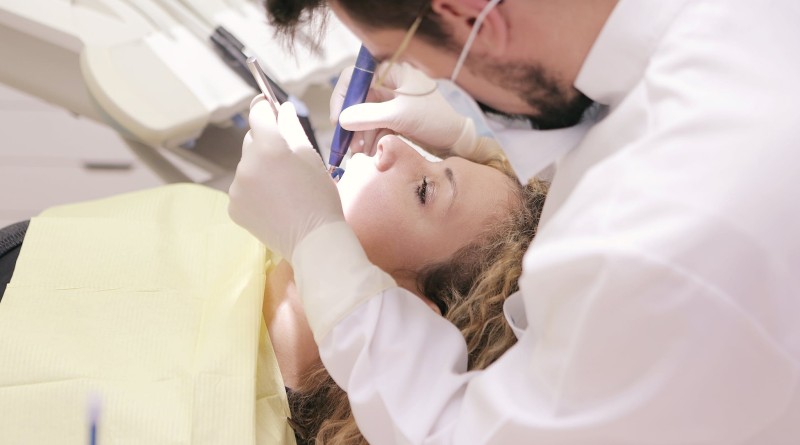 Claves Esenciales para Seleccionar al Mejor Dentista y Cuidar tu Salud Bucal