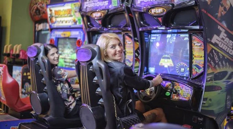 Revive la Diversión: La Tendencia de las Máquinas Recreativas en Cafés que Regresa para Quedarse