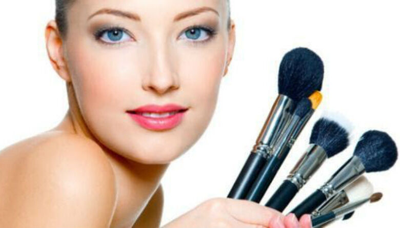 Formación de Expertos en Maquillaje para Profesionales en Málaga