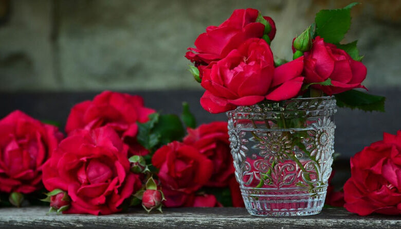 Descubre los Gestos Más Románticos que Superan a una Rosa