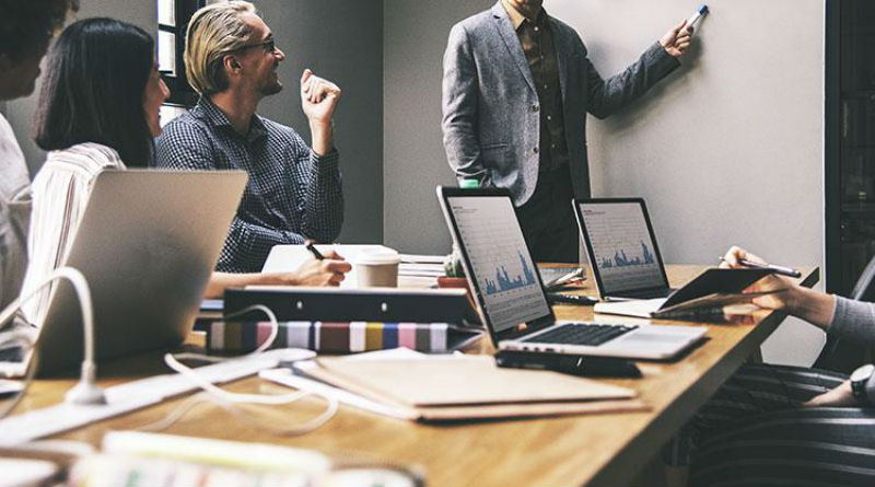 Servicios y Herramientas Esenciales para Potenciar tu Empresa en el Futuro