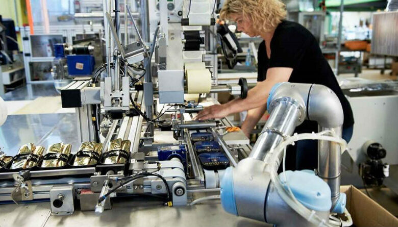 Aprende a Programar Cobots con Universal Robots de Forma Efectiva y Sostenible