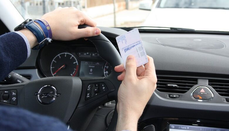 Cómo aprobar el carnet de conducir a la primera: la importancia de formarse con profesionales