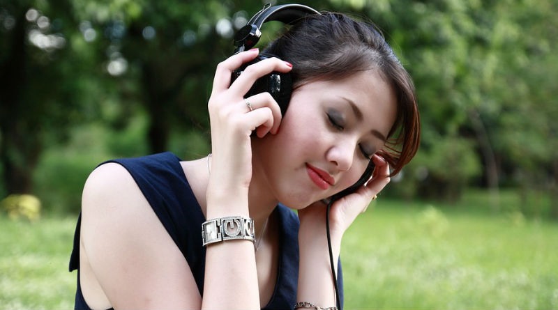 Descubre los Incontables Beneficios de Escuchar Música Relajante para Tu Bienestar Mental y Emocional