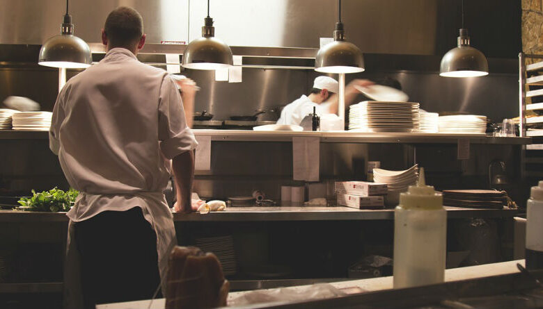 Guía Definitiva para Elegir el Horno Industrial Ideal para tu Restaurante