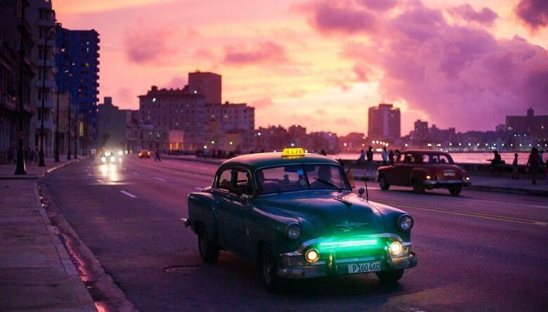 Descubre la Esencia de Cuba: Un Viaje Inolvidable al Corazón de la Isla Caribeña