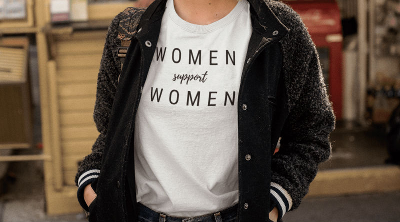 Moda Sostenible y Feminista: Ellarebel y Su Impacto en Connect&Go
