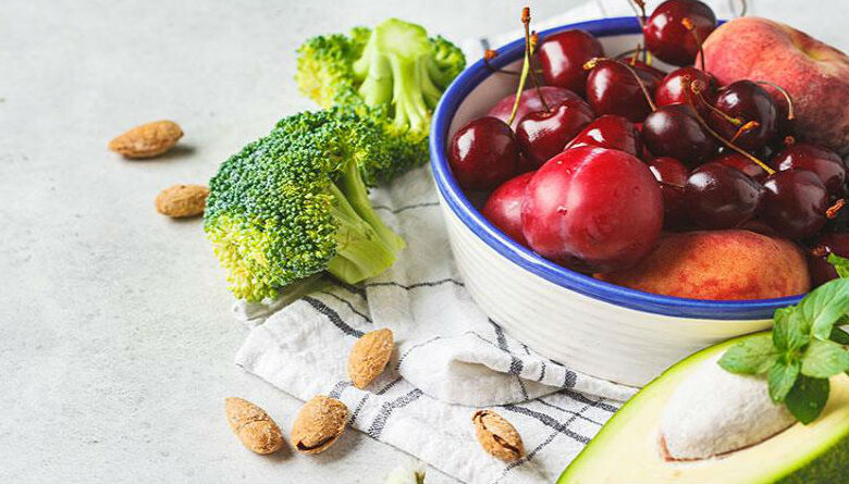 La Relevancia de una Nutrición Equilibrada para Veganos: Claves para una Alimentación Saludable y Sostenible