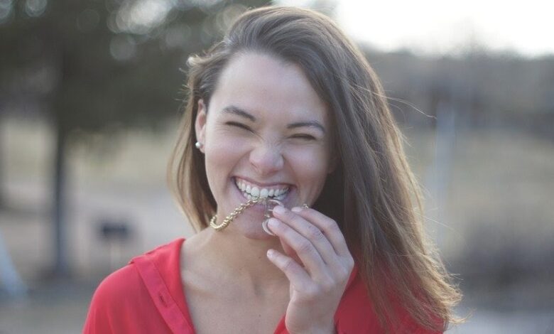 Invisalign: La Revolución en Ortodoncia para una Sonrisa Perfecta y Discreta