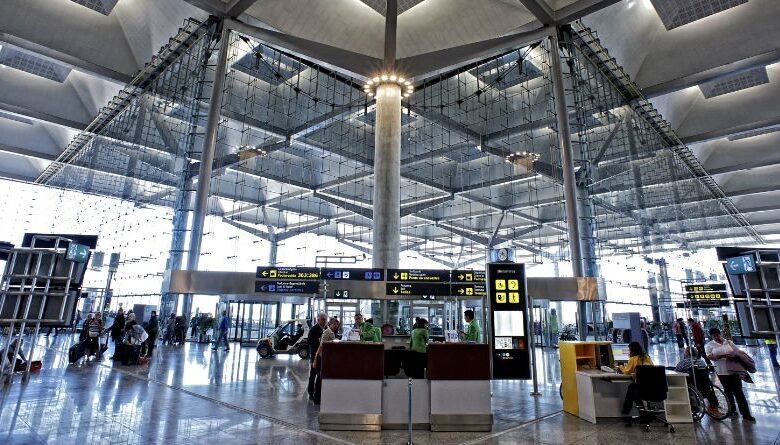 Parking low cost en el aeropuerto de Málaga: Ahorra en tus viajes con opciones económicas y seguras
