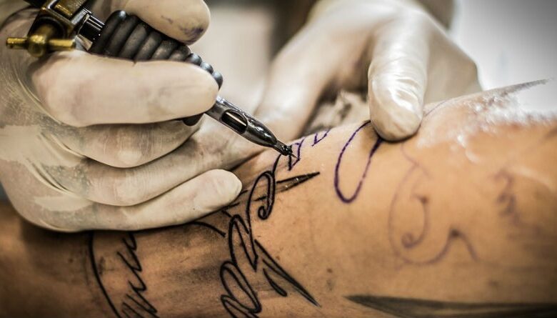 Material Esencial para Abrir un Estudio de Tatuajes Exitoso en 2026